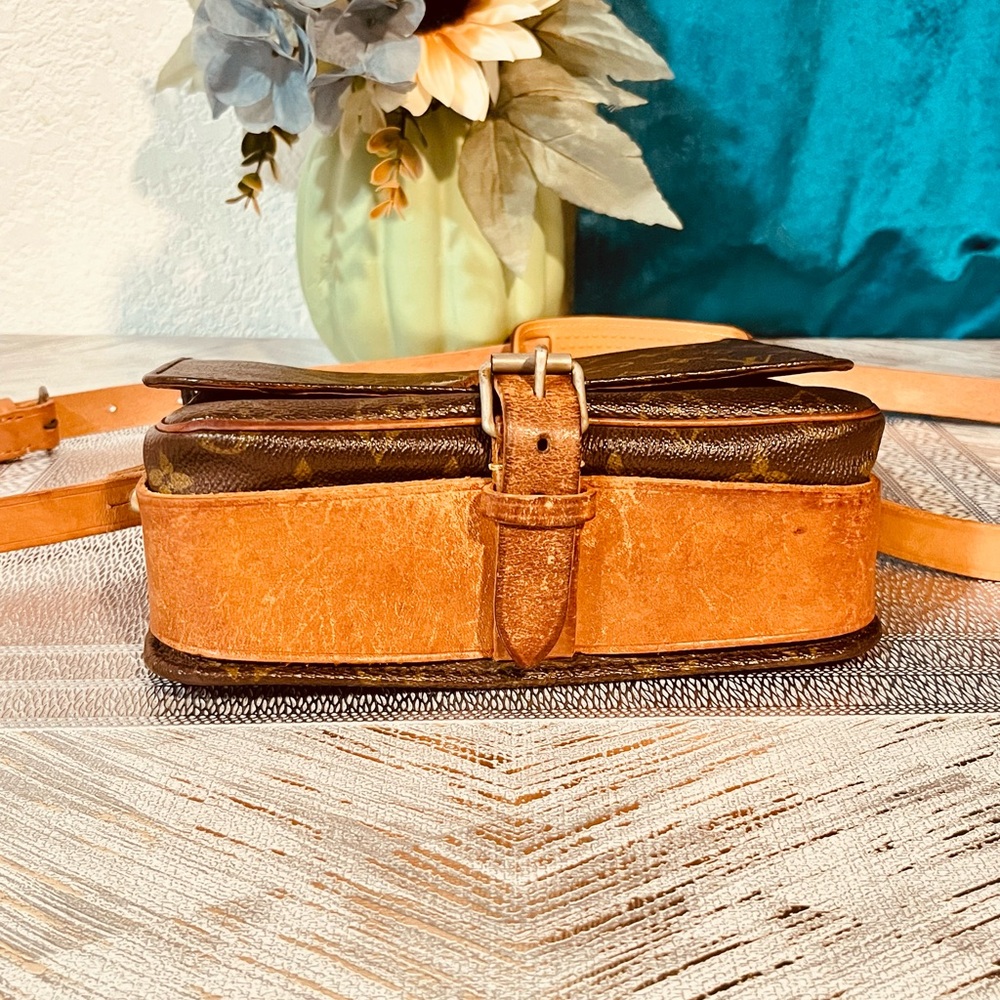 Louis Vuitton Monogram Crossbody Bag Brown Tan - Picture 14 of 14